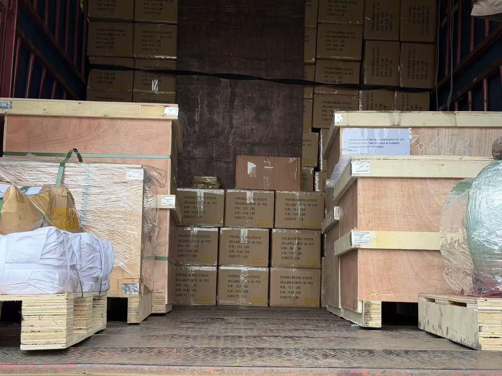 Produits de tuyauterie industrielle complets expédiés au Vietnam – Approvisionnement unique pour les clients mondiaux